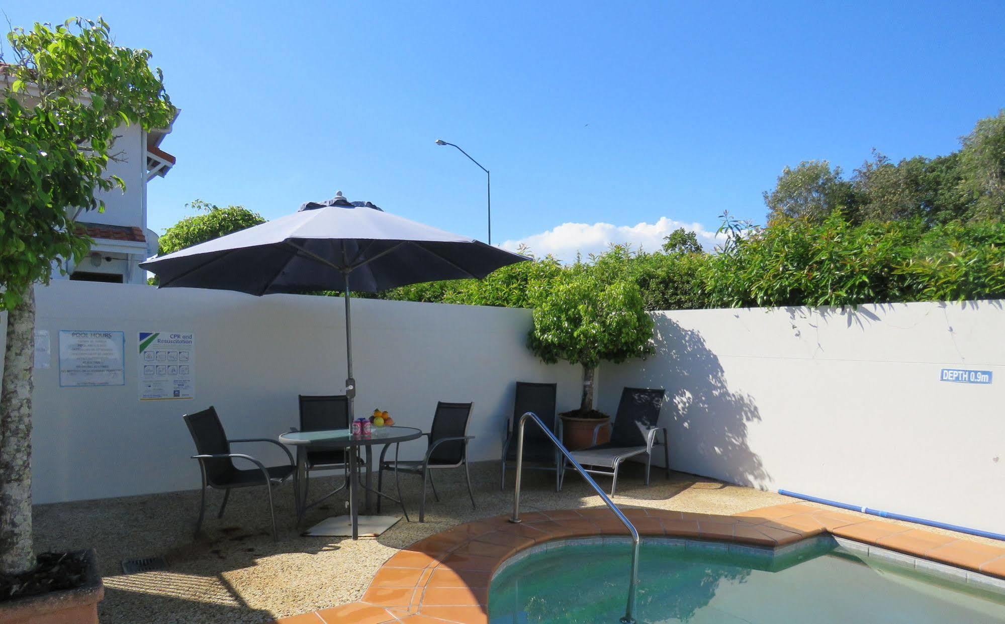 Villa Aqua Noosaville Extérieur photo