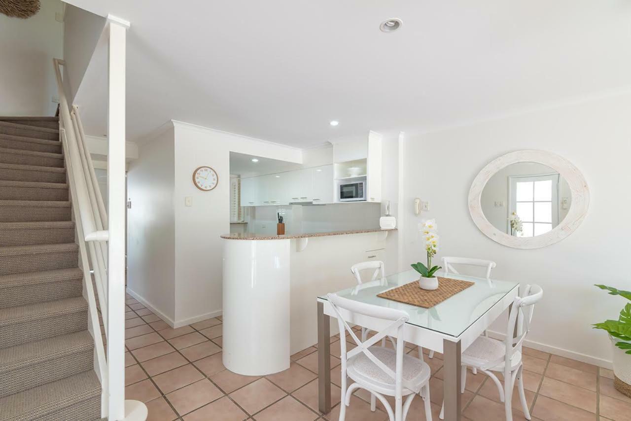 Villa Aqua Noosaville Extérieur photo