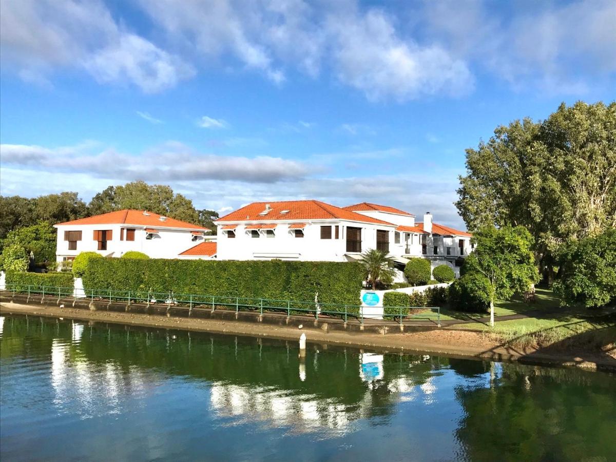 Villa Aqua Noosaville Extérieur photo